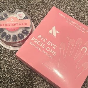 Olive & June Nail Kit